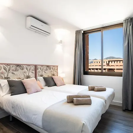 Sur Palmeras 8 アパート *